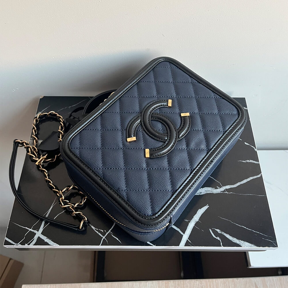 Chanel Medium Filigree Makeup Case - Image 3