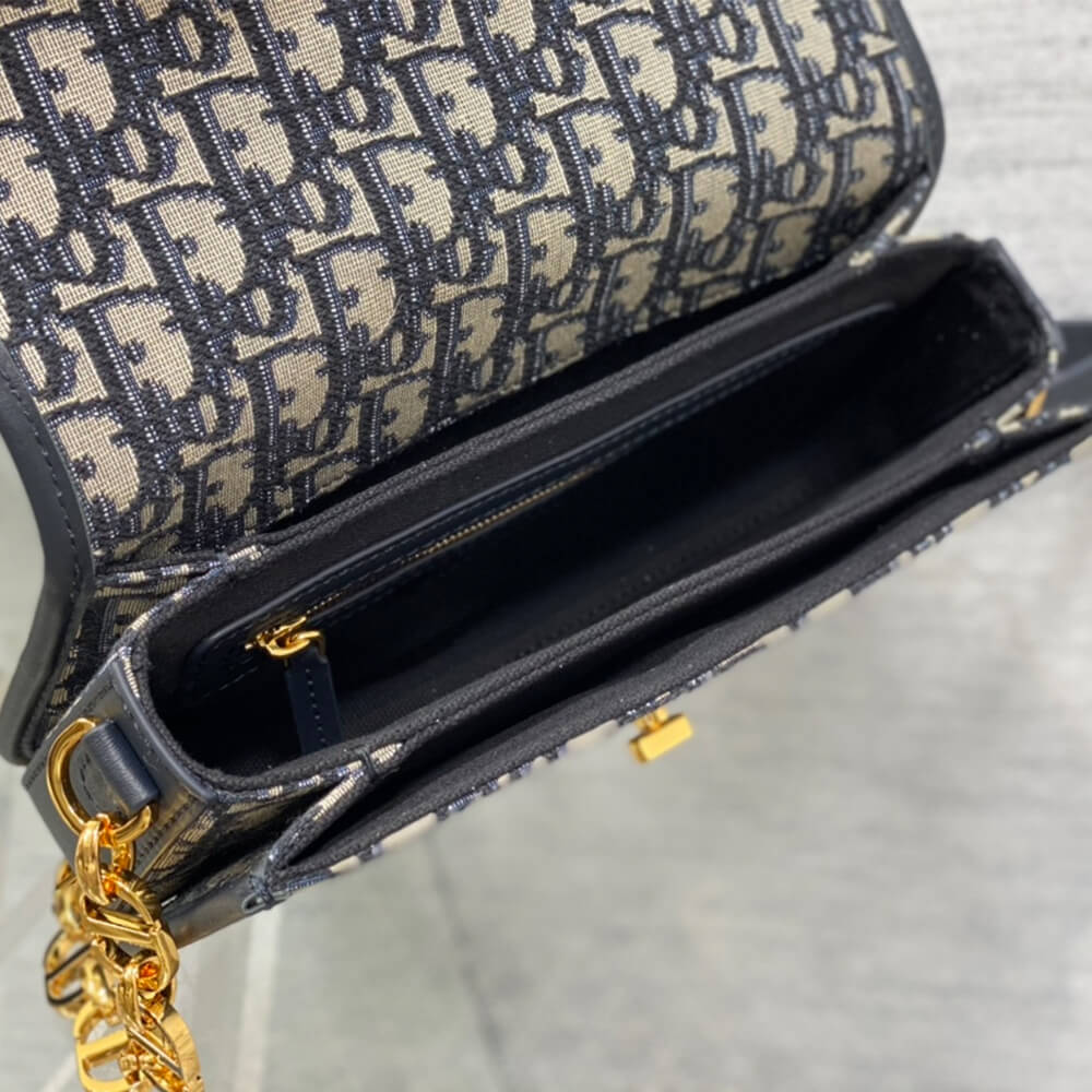 Dior 30 Montaigne Avenue Bag - Image 7